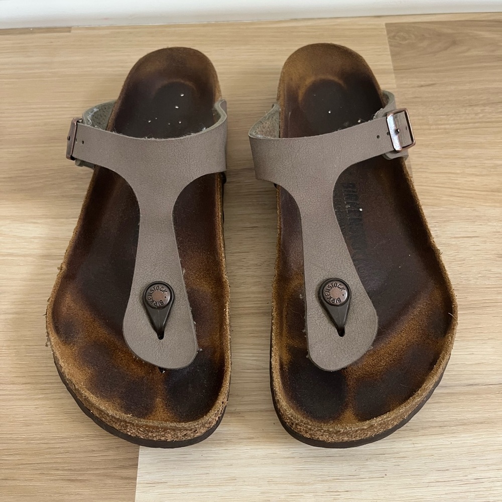 Birkenstock Gizeh Mocha Brown Thong Size 40